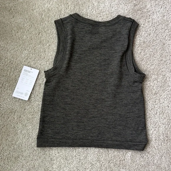 Athleta Renew Seamless Muscle Tank S - Picture 3 of 4